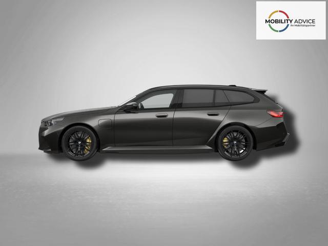 BMW M5 M 4.4 V8 Plug in Hybrid 8-Gang Steptronic 