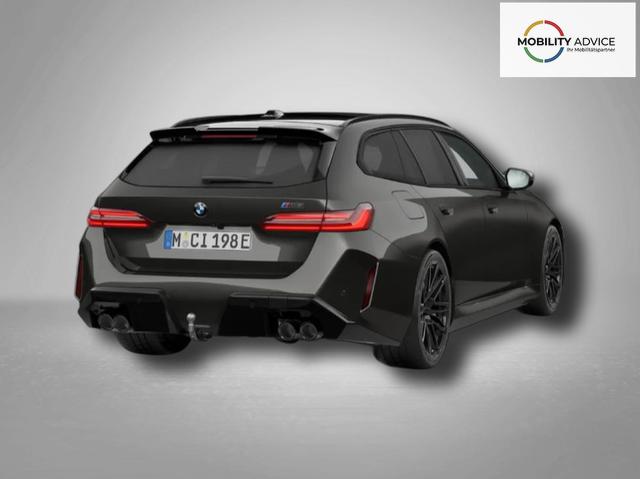 BMW M5 M 4.4 V8 Plug in Hybrid 8-Gang Steptronic 