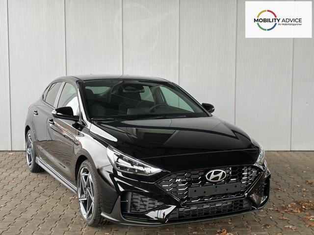 Hyundai i30 N-Line Fastback DCT 1.5 T-GDI mHev / Navi ACC Sitz & Lenkradheizung LED Alu 18" 