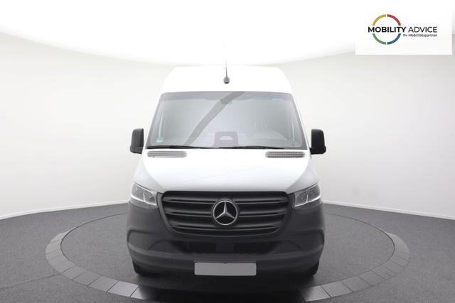 Mercedes-Benz 317 CDI Sprinter Standard HA 9G-TRONIC PRO L2H2 