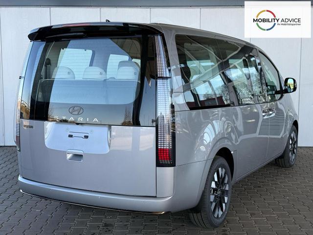 Hyundai Staria Luxury 1.6 T-GDi HEV 2WD 7-Sitzer / ACC 360&deg; Kam. Pano 4x Shz Elek. Klappe + Schiebet&uuml;r 