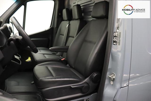 Mercedes-Benz 317 CDI Sprinter Standard HA 9G-TRONIC PRO L2H2 