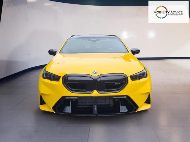 BMW M5 Basis Touring Comfort+DrivAssistPlus+FFC+Pano 