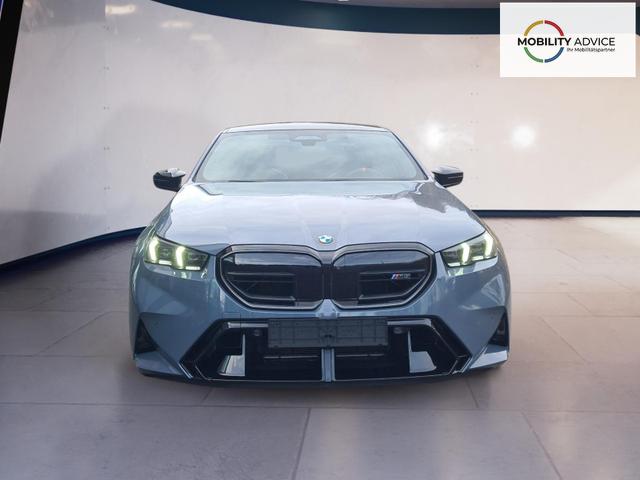BMW M5 Basis Limousine ParkPro+DrivAssistPro+Comfort 