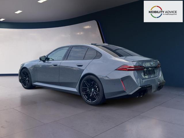 BMW M5 Basis Limousine ParkPro+DrivAssistPro+Comfort 
