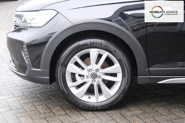 VW Taigo Life Deep Black Perleffekt 