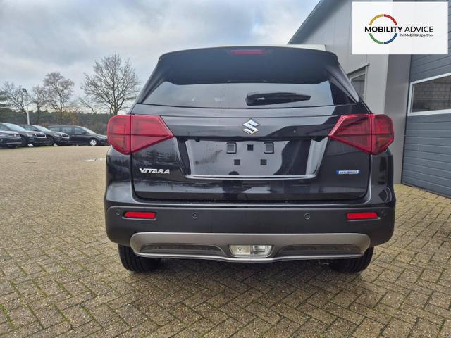 Suzuki Vitara Comfort+ 110PS Automatik MHEV 4x4 ALLGRIP 1.4 Boosterjet Teilleder Navi Klimaautomatik Sitzheizung ACC PDC v+h R&uuml;ckf.Kamera Suzuki-Radio Apple CarPlay Android Auto Touchscreen 2xKeyless 17-LM 