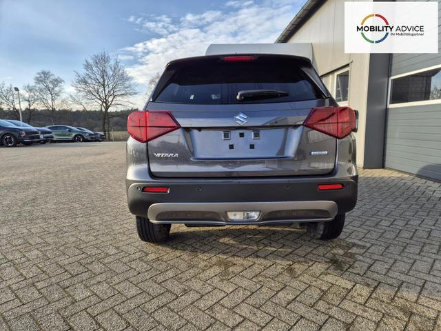 Suzuki Vitara Comfort+ 110PS Automatik MHEV 1.4 Boosterjet Teilleder Navi Klimaautomatik Sitzheizung ACC PDC v+h R&uuml;ckf.Kamera Suzuki-Radio Apple CarPlay Android Auto Touchscreen 2xKeyless 17-LM 