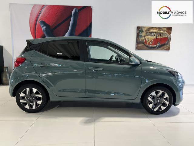 Hyundai i10 Go Plus MT Mangrove Green, Beispielbilder, ggf. teilweise mit Sonderausstattung