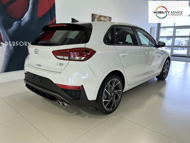 Hyundai i30 PD N-Line 1,5 TGDi 48V Serenity White, Beispielbilder, ggf. teilweise mit Sonderausstattung