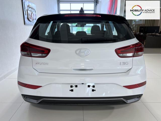 Hyundai i30 GO Atlas White