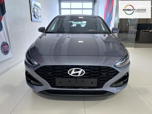 Hyundai i30 GO Meta Blue Pearl