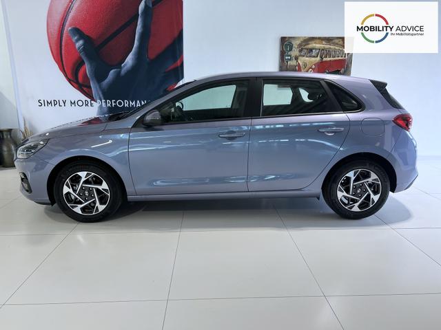 Hyundai i30 GO Meta Blue Pearl