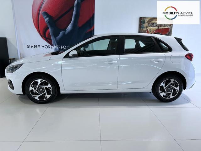 Hyundai i30 GO Atlas White