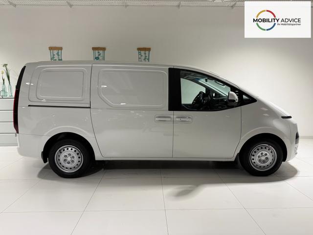 Hyundai Staria Kastenwagen 3 Sitzer