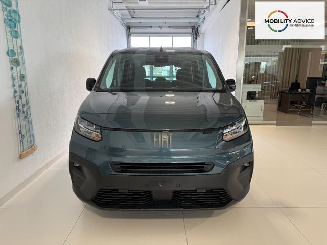 Fiat Doblo L2 Blau Metallic