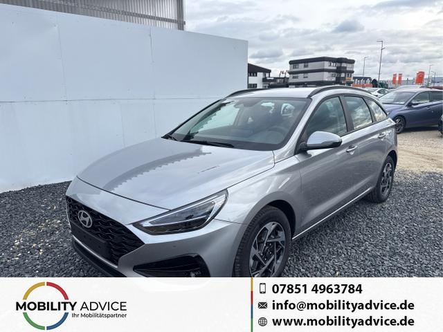 Hyundai i30 Kombi - STYLE NAVI SHZ RFK PDC v+h