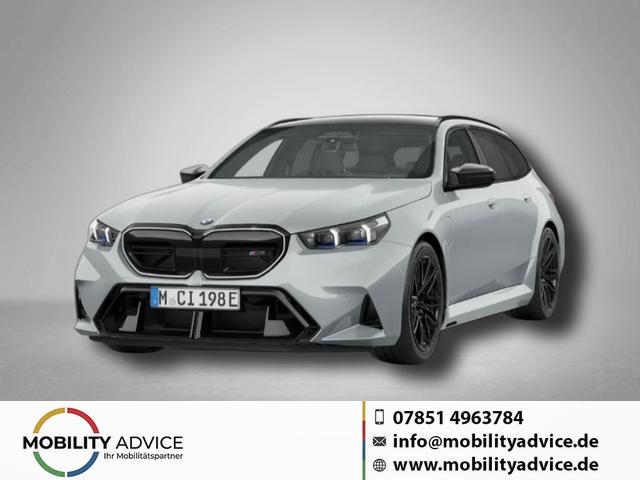 BMW M5 - Touring 4.4 8-Gang Steptronic xDrive