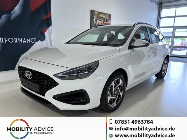 Hyundai i30 - GO 1.0 T-GDi 73 kW (100 PS) Klimaanlage, Sitzheizung, Lenkradheizung, Navigationssystem, DAB, Apple CarPlay, Android Auto, Bluetooth, Freisprecheinrichtung, USB-Anschluss, Digitales Cockpit, LED-Abblendlicht, Dachreling, 16 Zoll Leichtmetallfelgen, uvm.