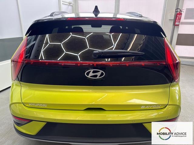 Hyundai BAYON PREMIUM DCT ACC SmartSense PLUS NAVI SHZ RFK PDC KLIMAAUTOMATIK 