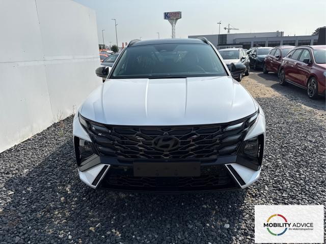 Hyundai / TUCSON / Wei&szlig; / / / 4WD AUT N-LINE PANO ACC ECC 360 KRELL HUD SHZ 