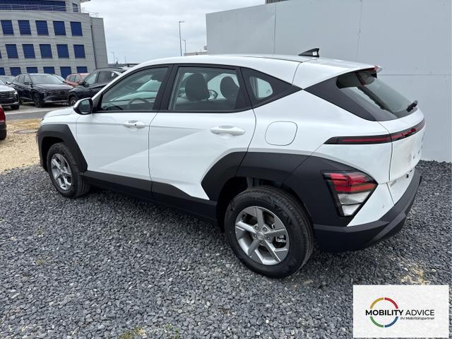 Hyundai / KONA / Wei&szlig; / / / NAVI KLIMAAUTOMATIK PDC v+h RFK