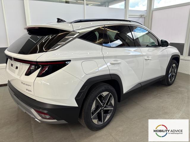 Hyundai / TUCSON / Wei&szlig; / / / PANO SHZ v+h 18 ALU