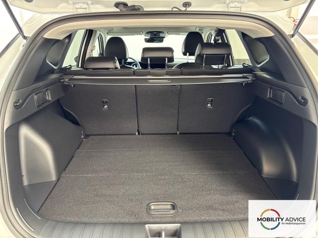 Hyundai / TUCSON / Wei&szlig; / / / PANO SHZ v+h 18 ALU