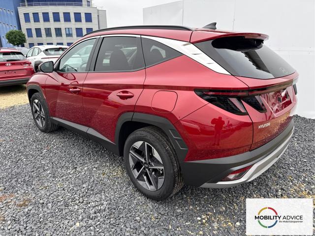 Hyundai / TUCSON / Rot / / / DCT ACC SHZ NAVI PDC RFK