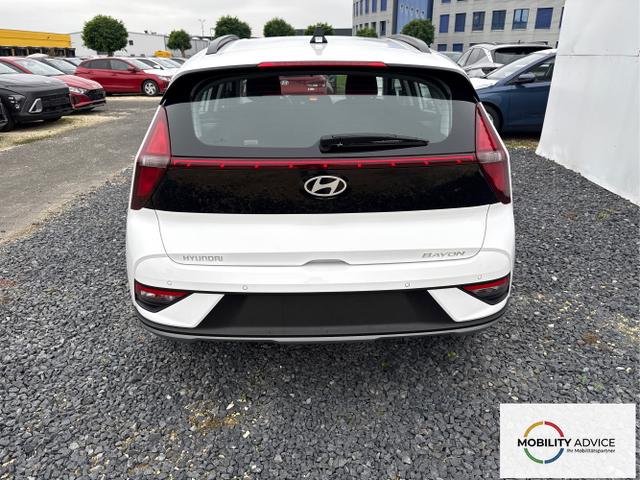 Hyundai / BAYON / Wei&szlig; / / / NAVI RFK PDC TEMPOMAT 