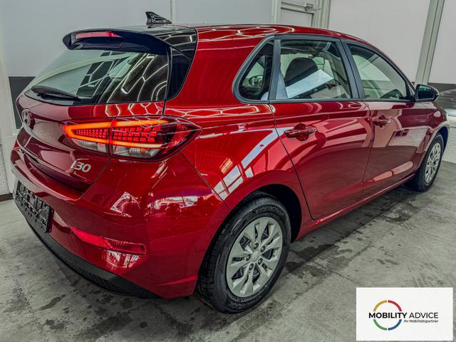 Hyundai i30 STYLE NAVI LED RFK PDC 
