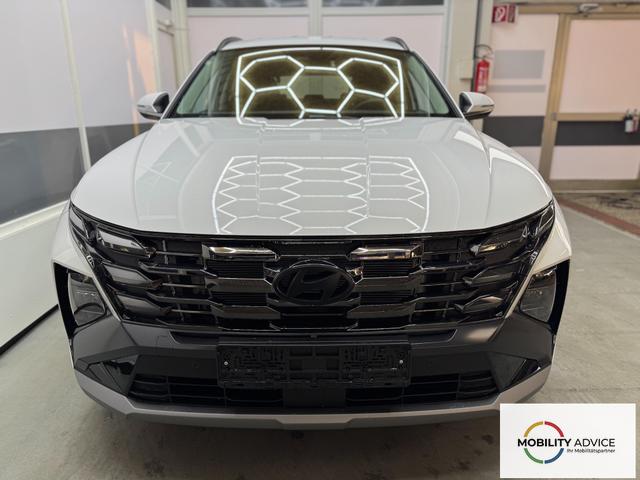 Hyundai TUCSON STYLE AUT ACC 18ALU KLIMAAUTOMATIK TOTWINKEL NAVI SHZ RFK PDC 