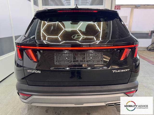 Hyundai TUCSON STYLE AUT ACC 18ALU KLIMAAUTOMATIK TOTWINKEL NAVI SHZ RFK PDC 
