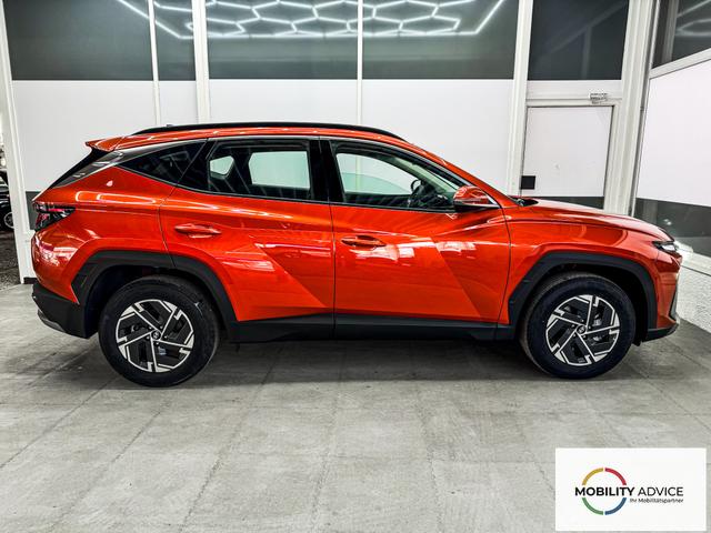 Hyundai TUCSON STYLE TRANSPORTSCHADEN KLIMAAUTOMATIK TOTWINKEL NAVI SHZ RFK PDC 