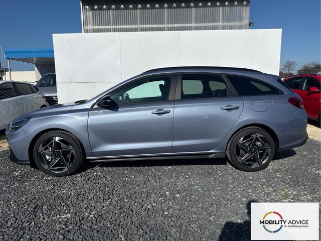 Hyundai / i30 / Blau / / / DCT N-LINE SHZ NAVI RFK