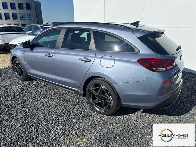Hyundai / i30 / Blau / / / DCT N-LINE SHZ NAVI RFK