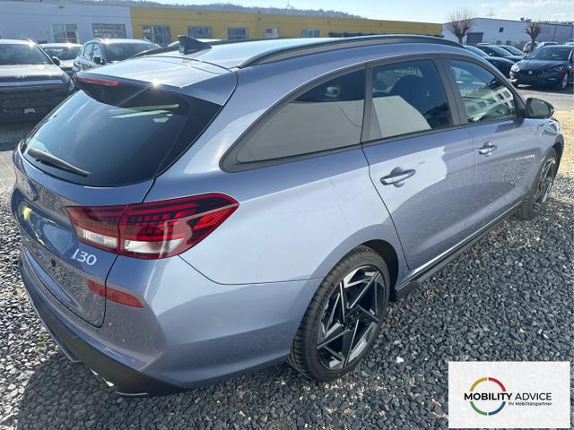 Hyundai / i30 / Blau / / / DCT N-LINE SHZ NAVI RFK