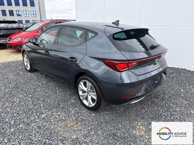 Seat / Leon / Grau / / / MATRIX NAVI AHK KESSY RFK SHZ PDC