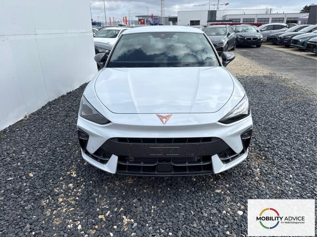 Cupra / Leon / Wei&szlig; / / / DSG NAVI INTELLIGENT DRIVE ACC SHZ KEYLESS