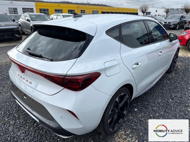 Cupra / Leon / Wei&szlig; / / / DSG NAVI INTELLIGENT DRIVE ACC SHZ KEYLESS