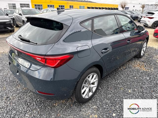 Seat / Leon / Blau / / / AHK ACC RFK PDC 