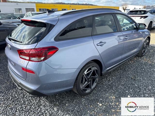 Hyundai / i30 / Grau / / / 