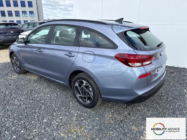 Hyundai / i30 / Grau / / / 
