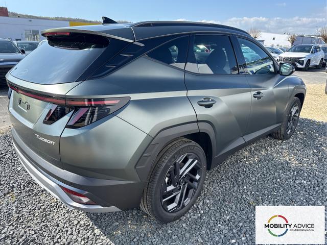 Hyundai / TUCSON / Grau / / / 