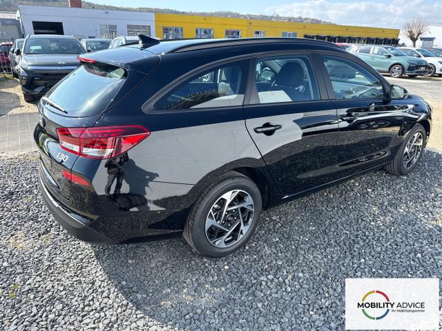 Hyundai / i30 / Grau / / / 