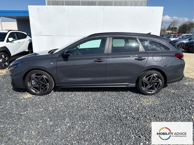 Hyundai / i30 / Grau / / / 