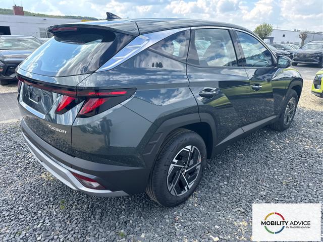 Hyundai / TUCSON / Grau / / / 