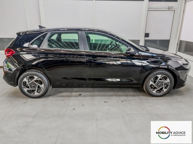 Hyundai i30 STYLE NAVI WP ALU LED RFK PDC 