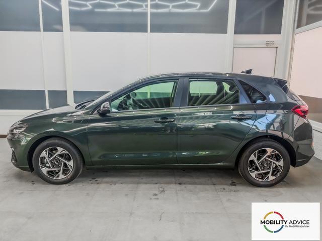 Hyundai i30 STYLE DCT NAVI WP ALU LED RFK PDC 