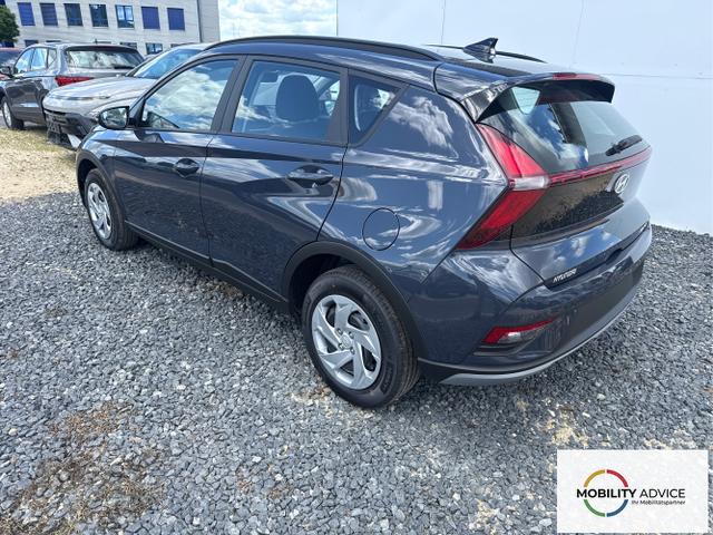Hyundai / BAYON / Grau / / / 
